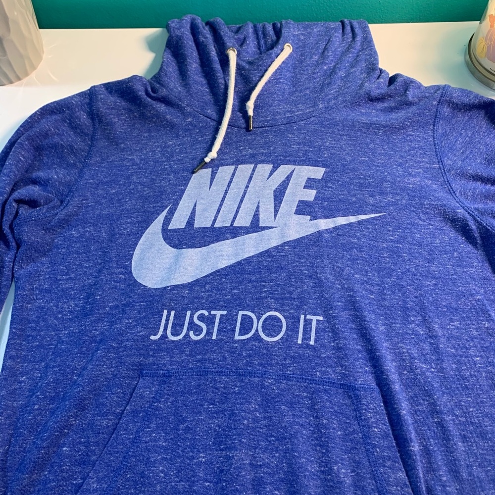 nike pullover